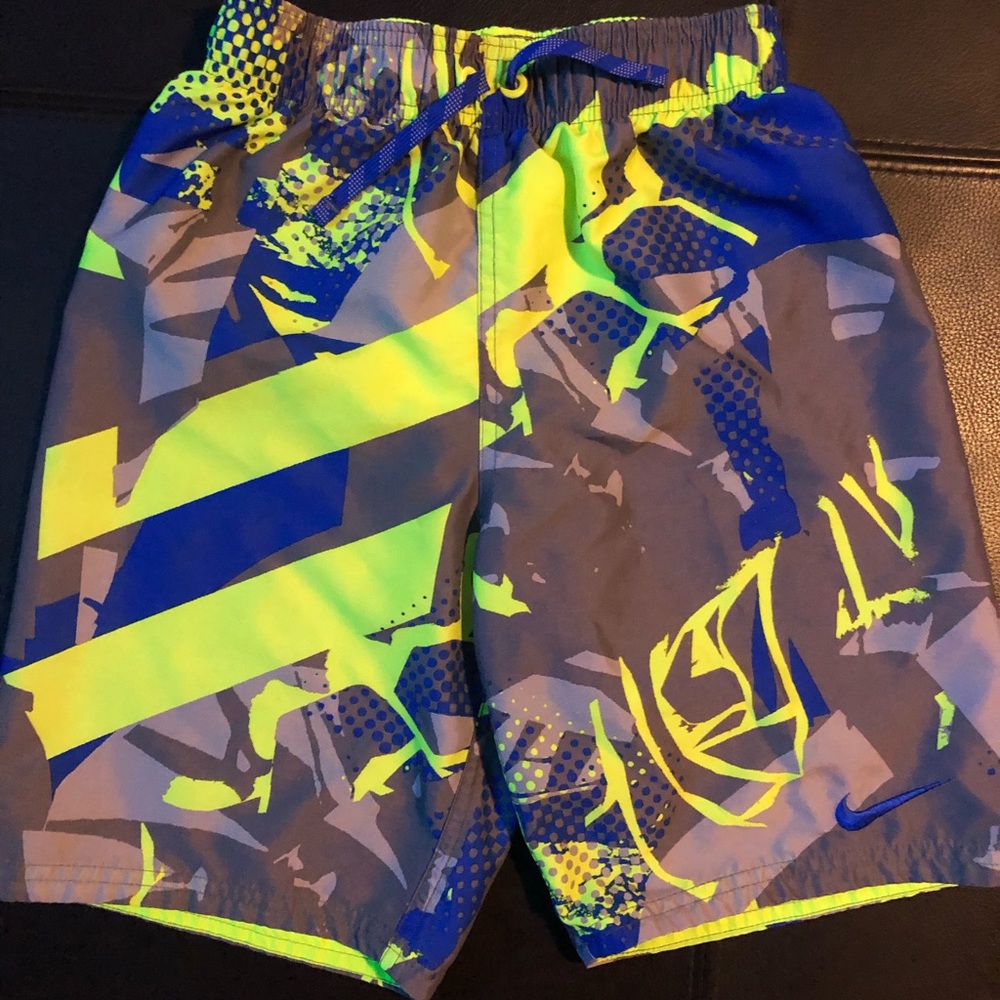 Nike Swim Trunks. Drawstring. Multi colored size 10/12 Med